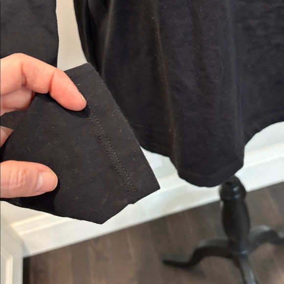 Johnny Was Embroidered Peacock Floral Black Boho Top V-Neck Button Size Medium - Picture 8 of 15